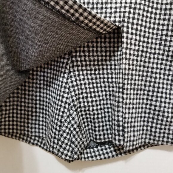 CAbi skort 2 Gingham Check Plaid Tee Time Slit Skort - Picture 3 of 16